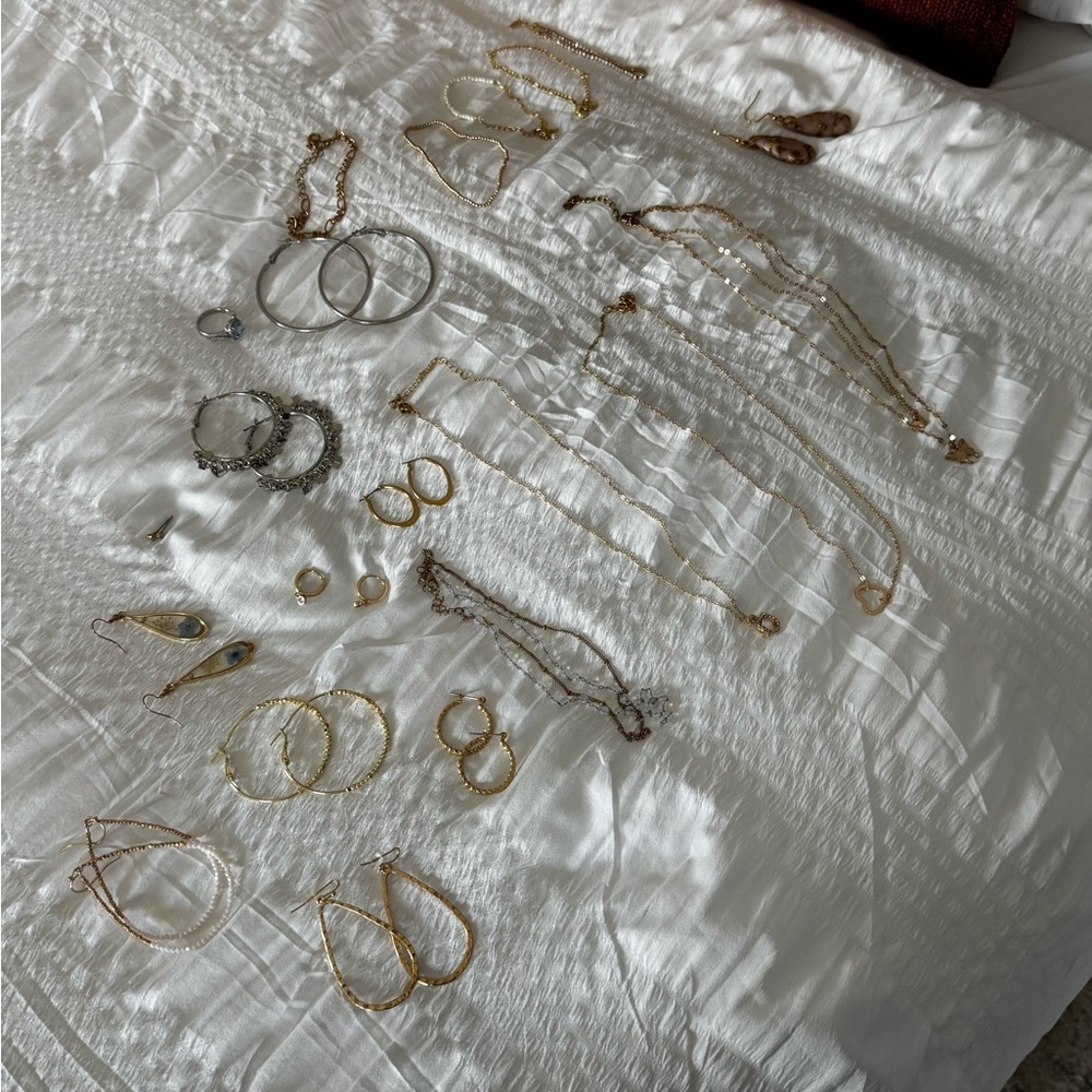 Jewelry lot
